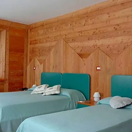 Mont Gelé Hotel Ollomont
