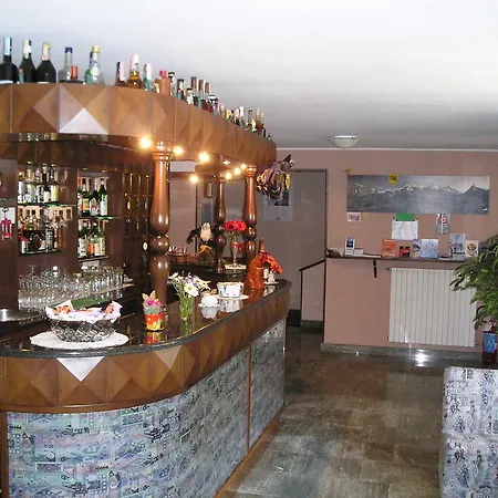 Hotel Mont Gele Ollomont