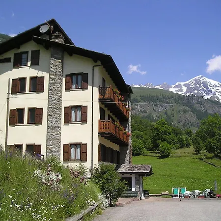 Mont Gele Ollomont