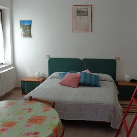Hotel Mont Gele Ollomont