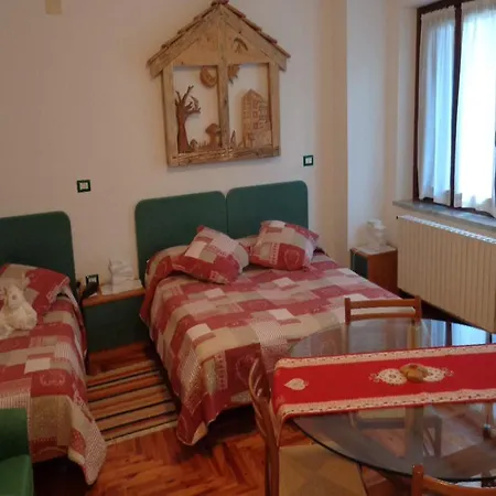 Hotel Mont Gele Ollomont