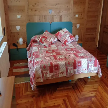 Mont Gele Hotel Ollomont